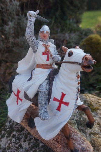 Hf1460 figurine cavalier - ,