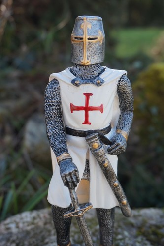 766 352 soldat - ,